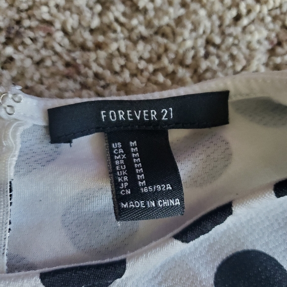 Forever 21 Dolka Dot Dress - Picture 4 of 11